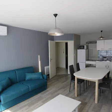 Centre & Acces Facile Apartment *